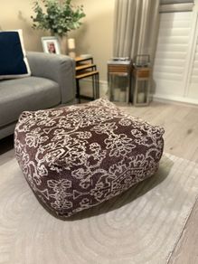 Foot pouffe / Ottoman / Foot stool