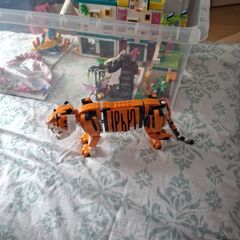 lego tiger