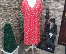 Red Ditsy floral print dress uk18