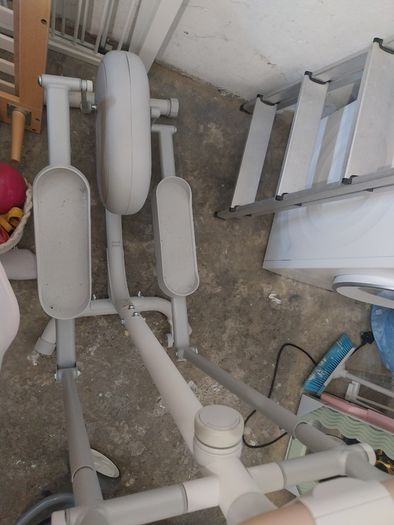 Domyos Connected cross trainer, Initial Elliptical 100