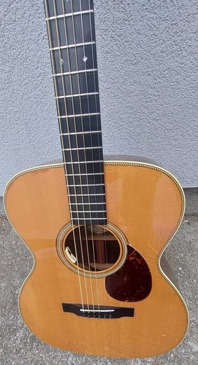 Collings OM2H Acoustic Guitar With Pick Up And Original Hard Case.