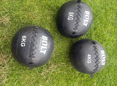 Wall balls