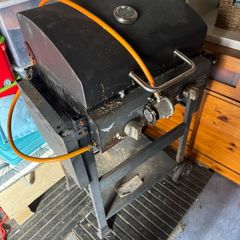 Gas barbecue