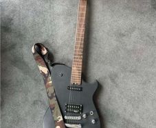 Cort MBM-2 Matt Bellamy Guitar + Accessories (RRP: 950+)