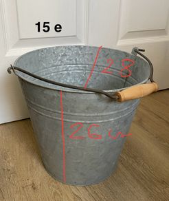 photography prop- bucket