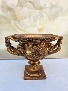Warwick Vase