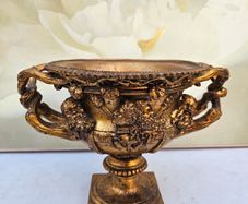 Warwick Vase