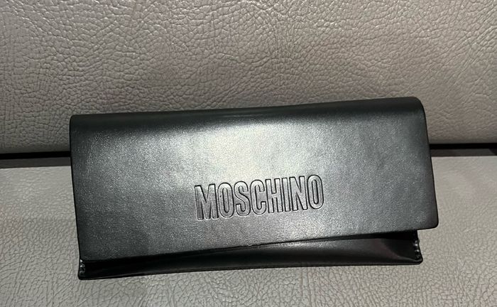 moschino sunglasses leather case