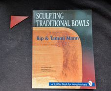 B00K_Sculpting Traditional Bowls