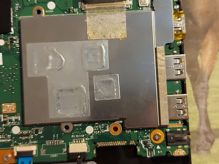 Acer Aspire R14, in excellent cosmetic condition, for parts or repair, No SSD or RAM, everything else is good