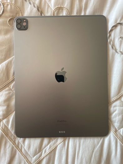 iPad Pro (2022) 12.9"