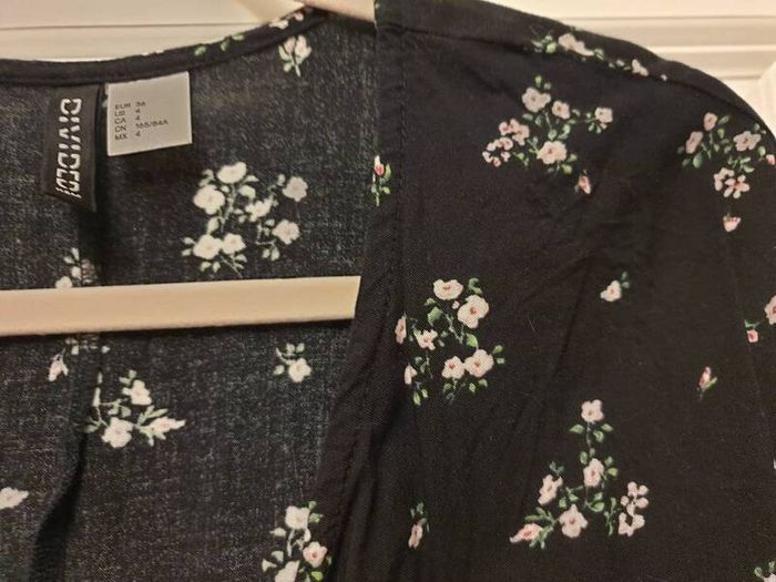 H&M Floral Wrap Dress (S)