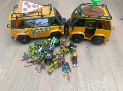 Teenage Mutant Ninja Turtles bundle - 2 vans, figures and accessories