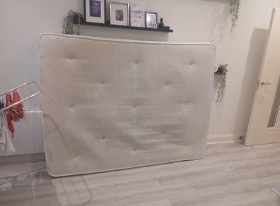 free kingsize mattress