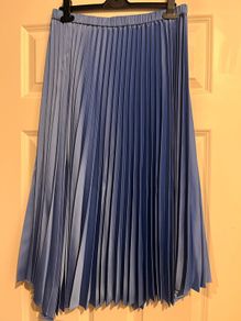 blue pleated size M-L