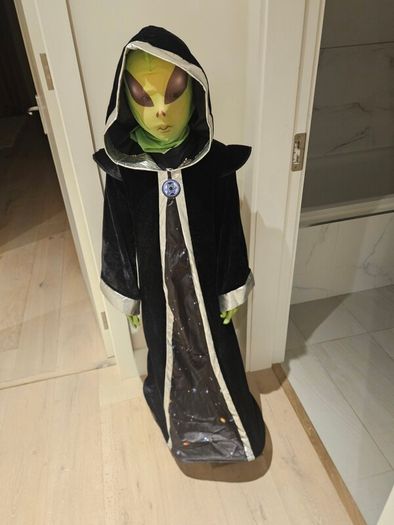 Alien Halloween Outfit