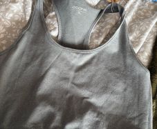 gym top