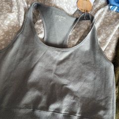 gym top