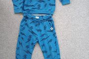 boy's tracksuit. Age4/5