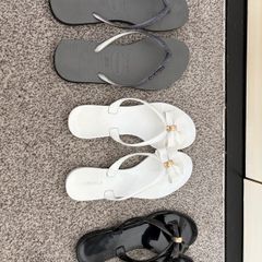 Havaianas plus 2 x Carvela gel flipflops