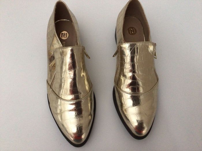 River Island Ladies Gold loafers size 5 can post