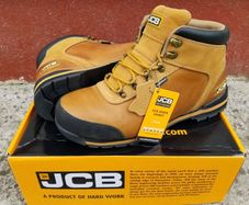 Safety boots
