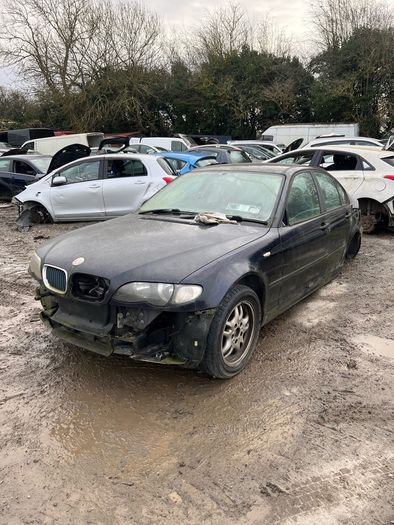 Breaking bmw e46 saloon 320d 2004
