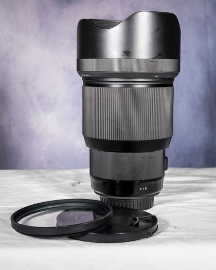 Sigma EF 85mm f1.4 DG Art