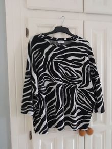 Papaya Top/ sweater New