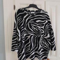 Papaya Top/ sweater New