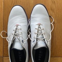 golf shoes