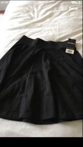 Ladies BNWT skirt size 8