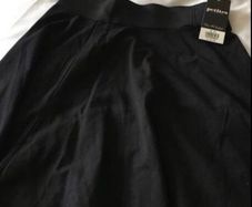 Ladies BNWT skirt size 8