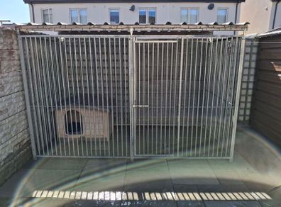 3m x 1.5m Galvanised Dog Run with Roof System