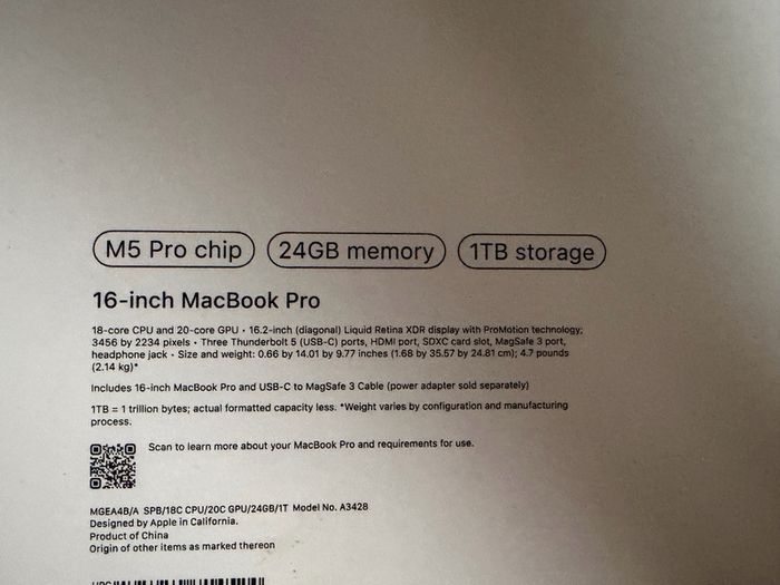 Macbook Pro (16" M5 Pro 1tb Ssd 24gb Ram)