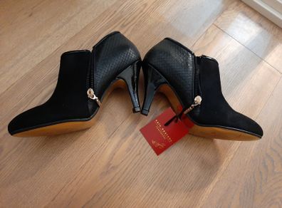 Kate Appleby Boots Size 4 (37) - Black- Brand New
