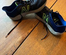 New Balance 44, 9.5