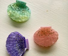 hair claw clip
