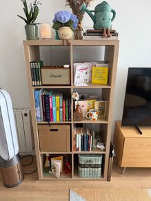 8 Cube Shelving Unit