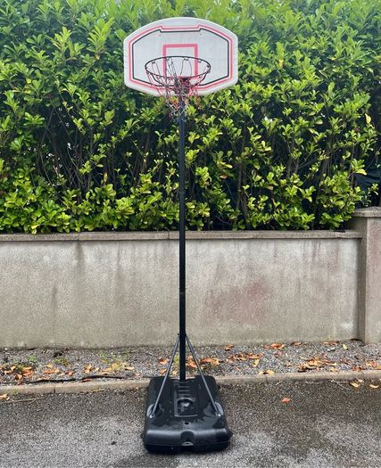 basketball hoop