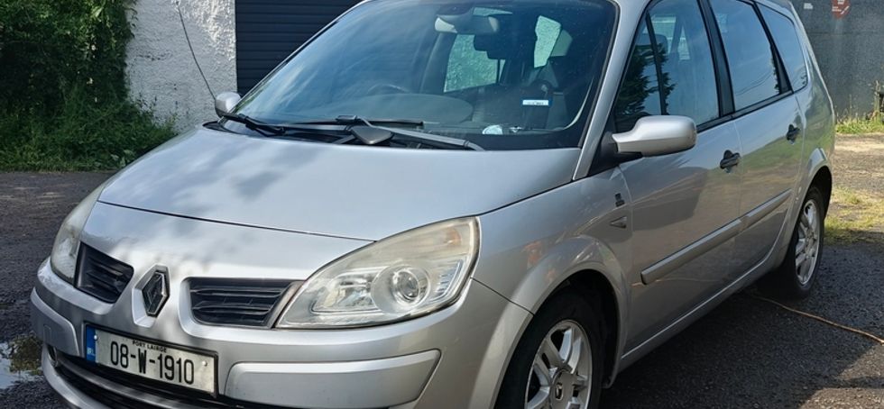 2008 Renault Grand Scenic 1.6 petrol (7 seater)