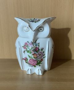 Aynsley Rose Garden Owl Trinket Box
