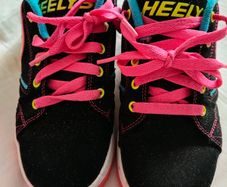 Heelys size 4 black and pink