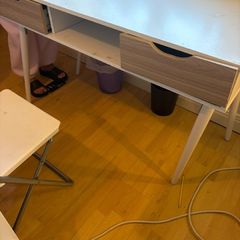 free Desk