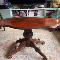 Mahogany Coffee Table with Inlaid Veneer & Carved Pedestal Base
