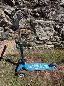 Kids Micro Mini scooter (blue) with removable parent steering handle