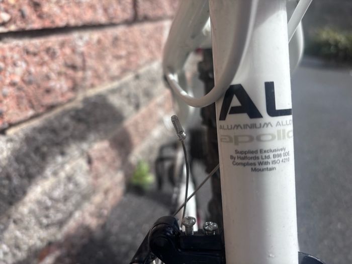 Apollo Mountain Bike