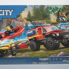 LEGO City 60412 4 x4 Engine With Rescue Boat