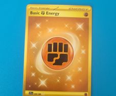 Basic Fighting Energy Gold Holo Rare Pokemon Card from Scarlet & Violet