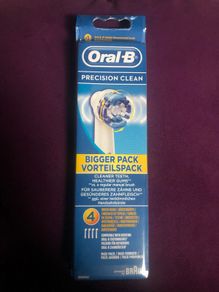 Oral B Precision clean  Brush Brand New